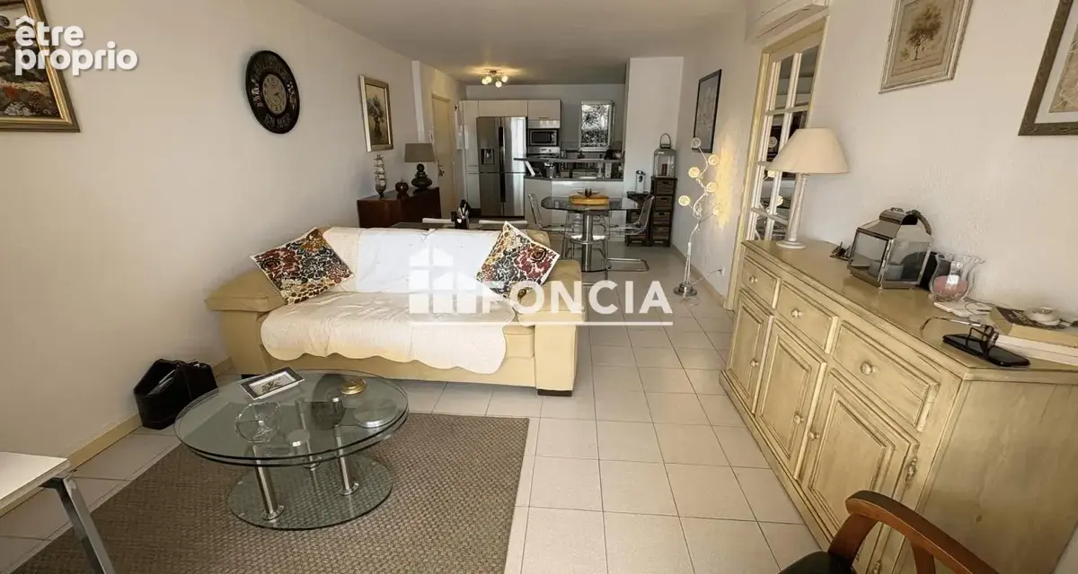 COUP DE CŒUR – Un appartement rare dans un cadre privilégié T3 rénové avec vue mer exceptionnelle – - photo 4