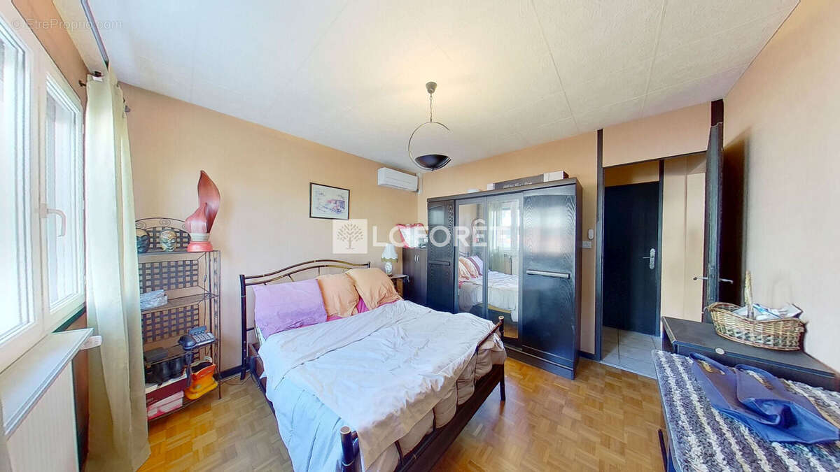 Appartement à LYON-8E