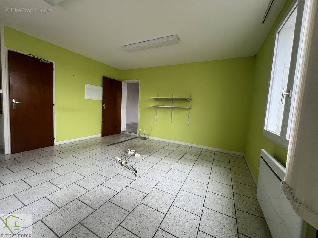 Commerce à SAINT-PARDOUX