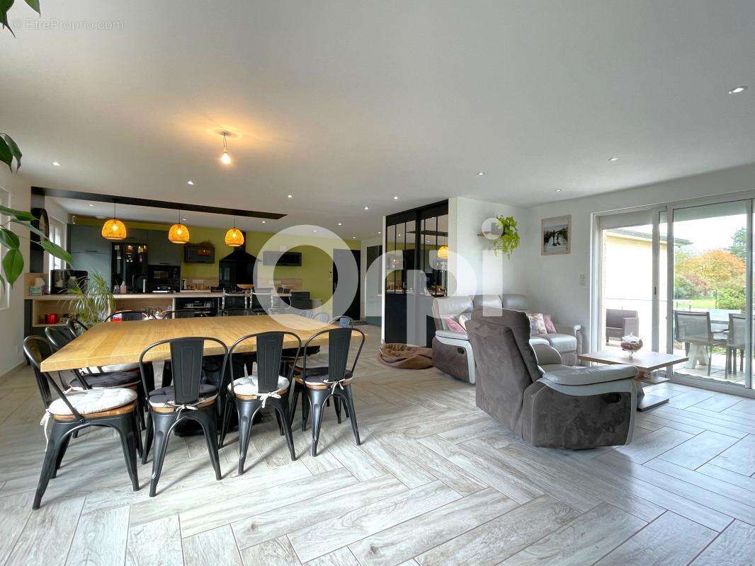 Maison à QUITTEBEUF