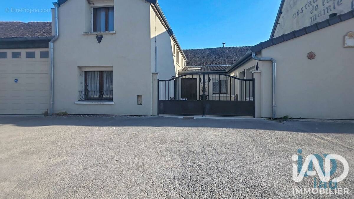 Photo 1 - Maison à ANGLURE