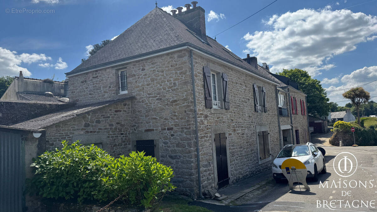 Maison à PONT-AVEN