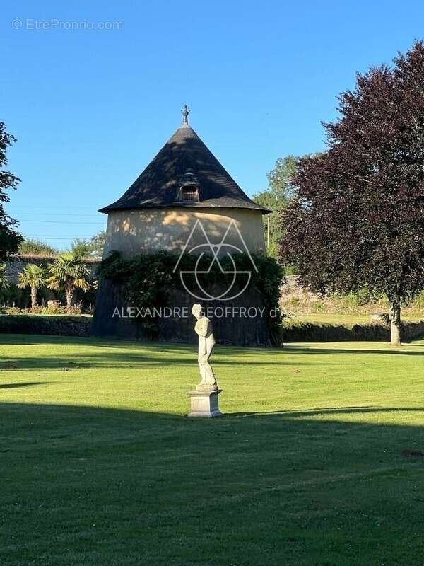 Maison à CHATEAU-GONTIER