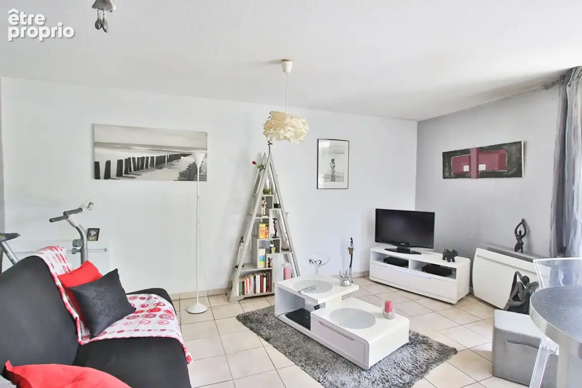 Appartement  2 P+C terrasse ascenseur - photo 9