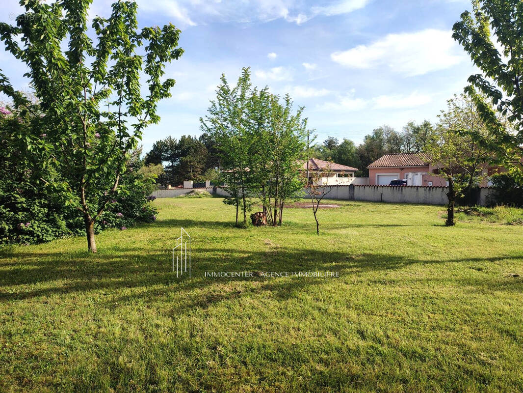 Terrain à CHATUZANGE-LE-GOUBET