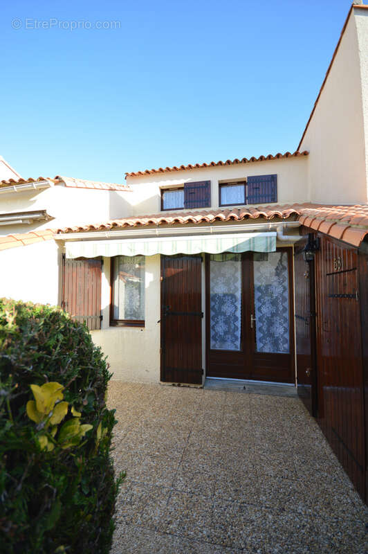 Appartement à VAUX-SUR-MER