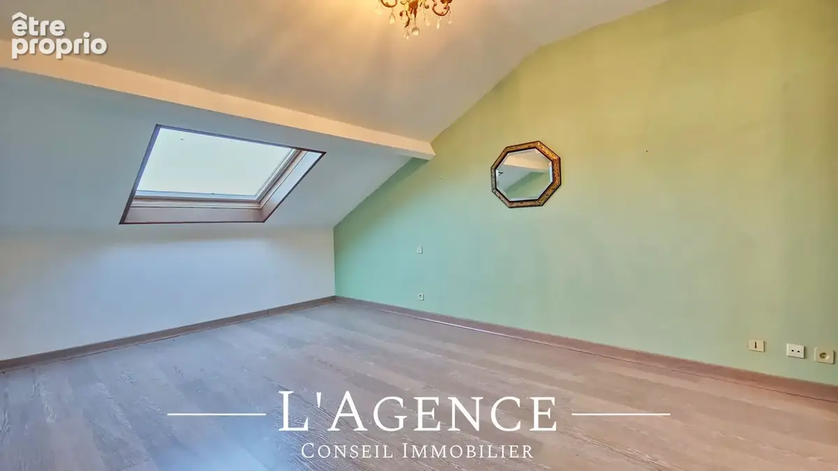 Appartement au dernier étage avec Balcon et Garage - photo 9