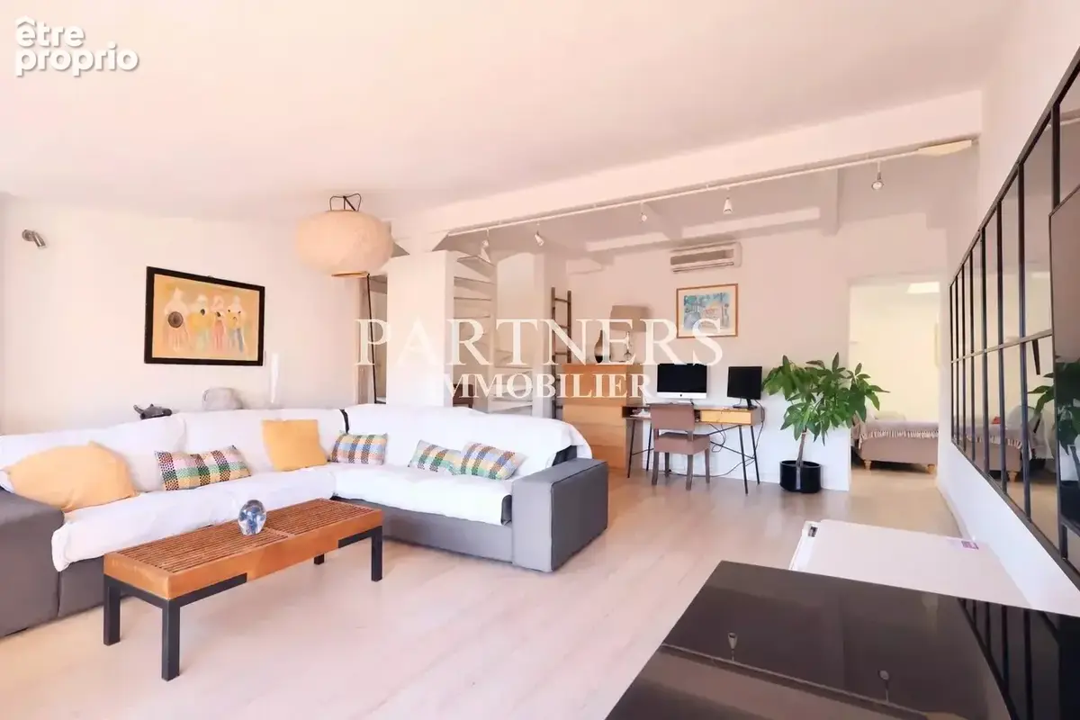 Appartement 4 pièces 101 m² à vendre à Aix-En-Provence (13100) - photo 2