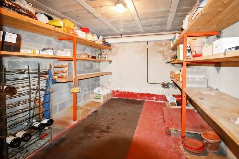 Maison à MAGNAC-LAVAL