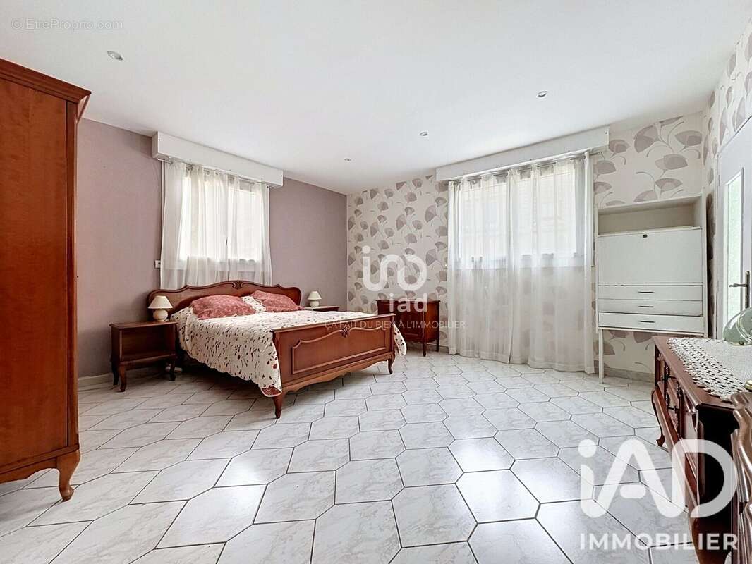 Appartement 185 m² à Le Portel  - photo 8