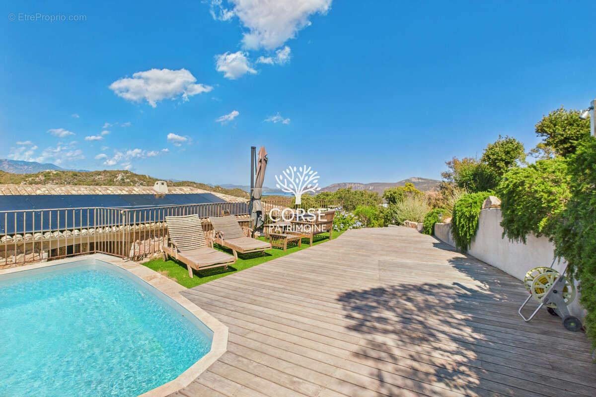 Maison à PORTO-VECCHIO