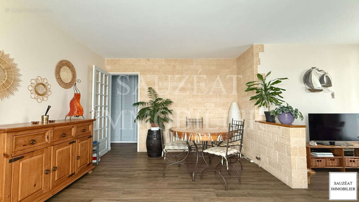 Appartement à BAGNEUX