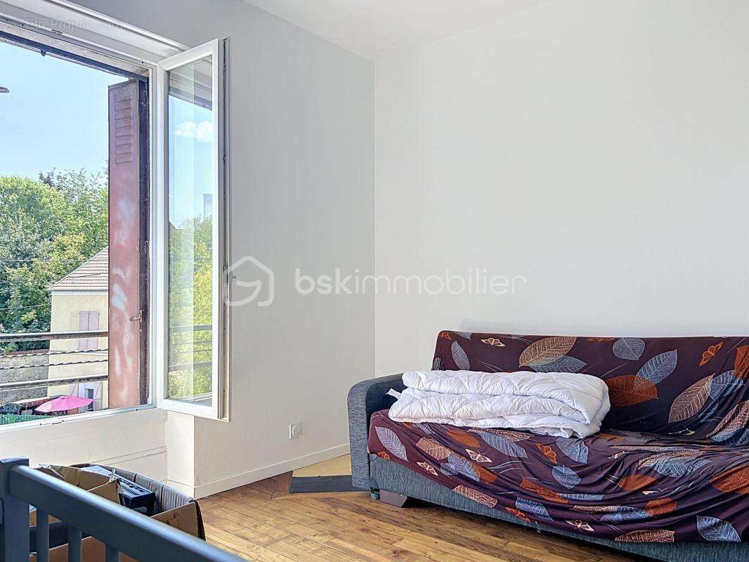 Appartement lumineux de plus de 62 m² – Vendu loué  896e– Idéal investisseur - photo 7