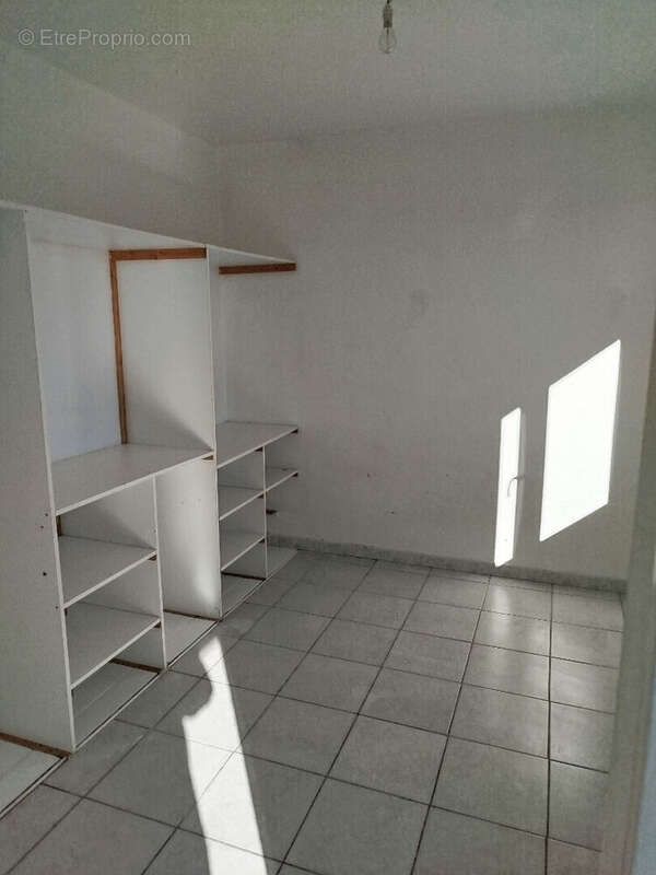 Appartement à PEYRUIS