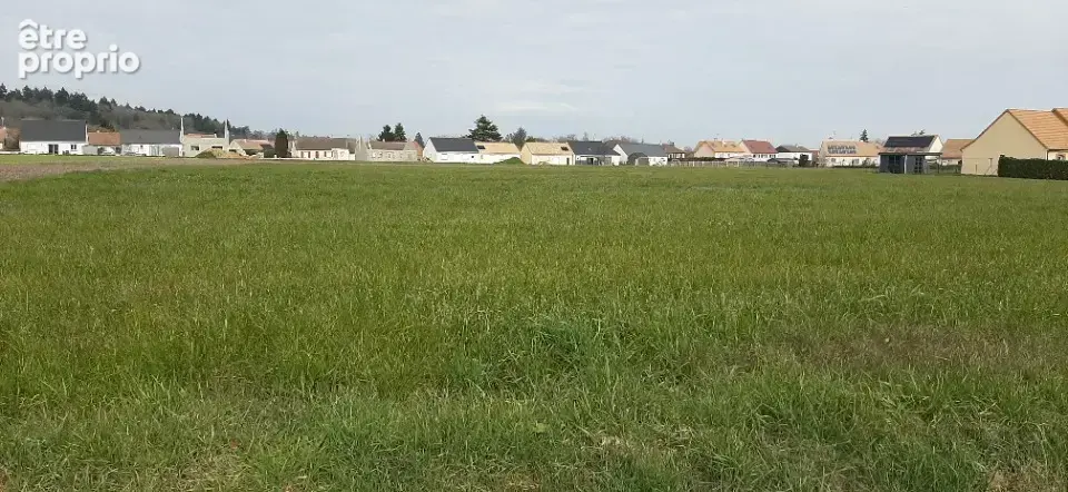 Photo Terrain à Sainte-Jamme-Sur-Sarthe au prix de 49 100€