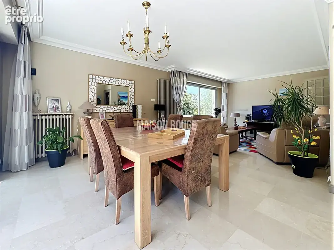 Maison d'architecte de plain-pied sur 1 660 m² de terrain au Vivier-sur-Mer - photo 6
