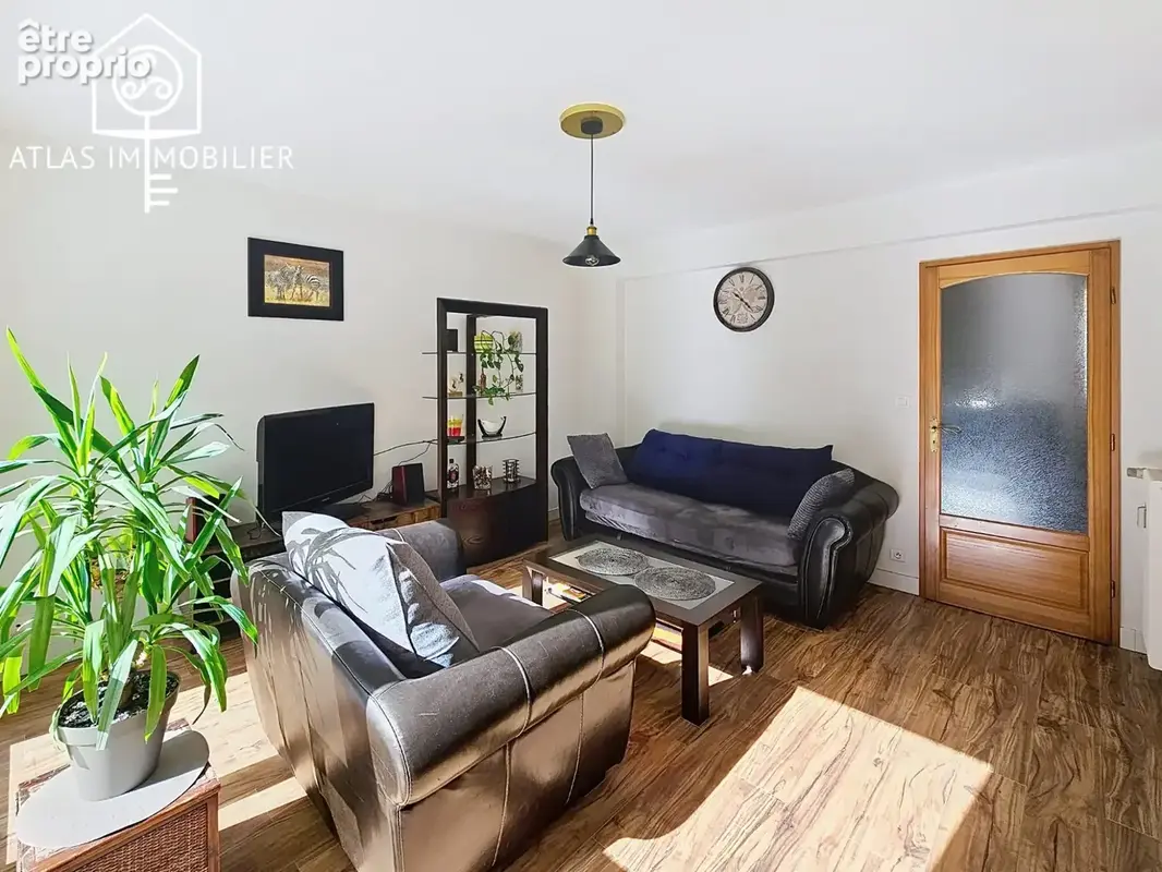 Appartement 4 pièces 71 m² à vendre à Rennes (35200) - photo 2
