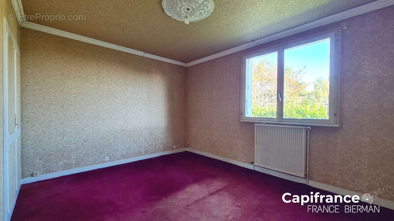 Maison à rénover sur 2 niveaux NIORT - photo 14