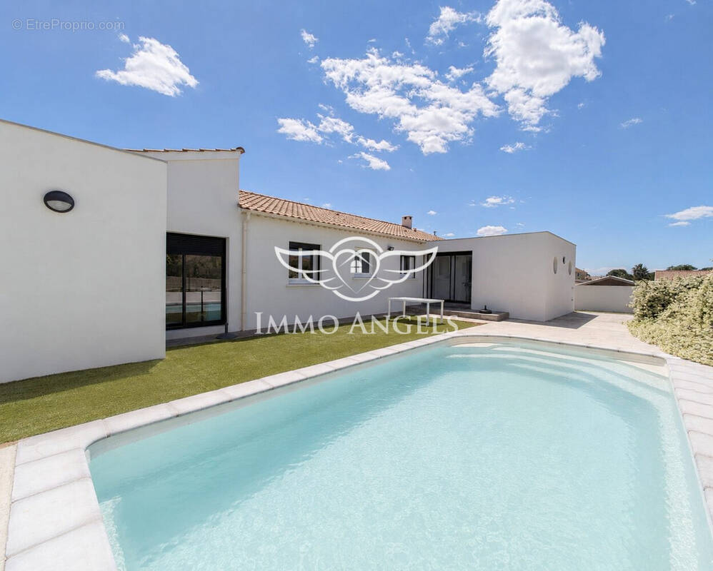 Piscine - Maison à ABEILHAN