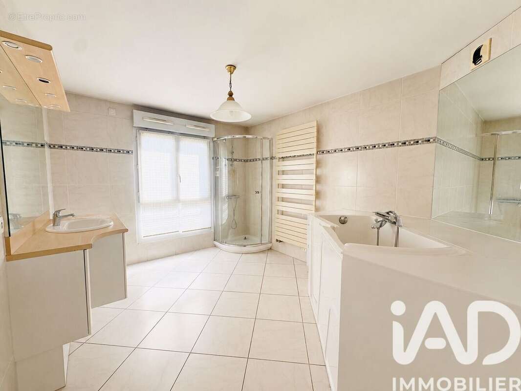 Photo 3 - Appartement à SAINT-ETIENNE