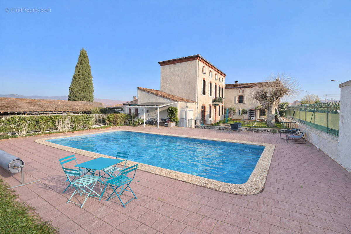 Maison à SAINT-JEAN-DU-FALGA