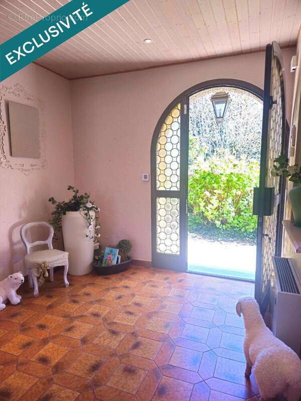 Photo 3 - Maison à MONTFERRAND-LE-CHATEAU