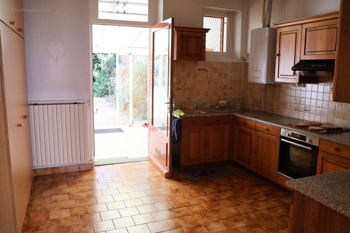 NANTES - Quartier Zola / Maison de plain-pied 2 chambres 340 m2 de terrain - photo 7