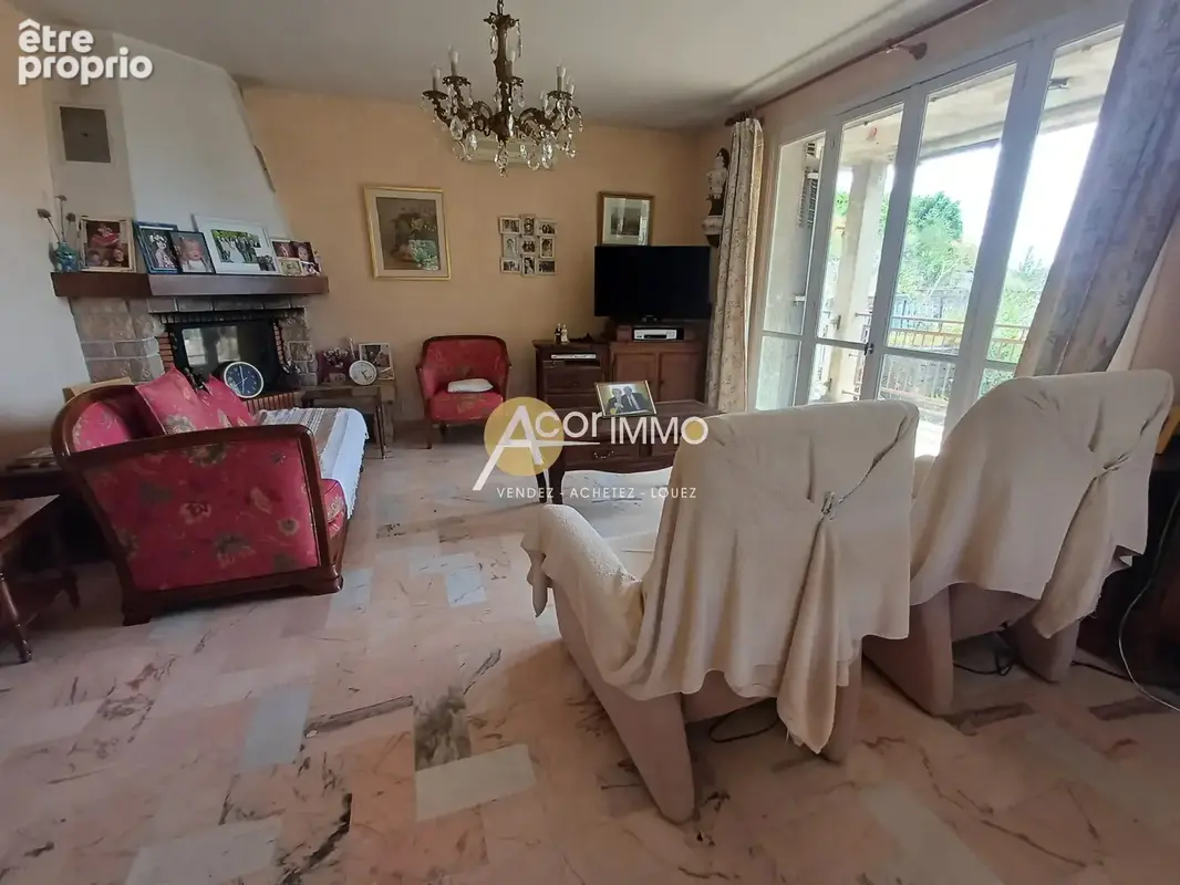 Toulon   une propriété 5 chambres sur  plus de 10 000m2 de terrain - photo 12