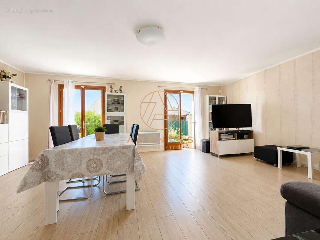 Maison 94 m² à Villiers-Sur-Marne  - photo 4
