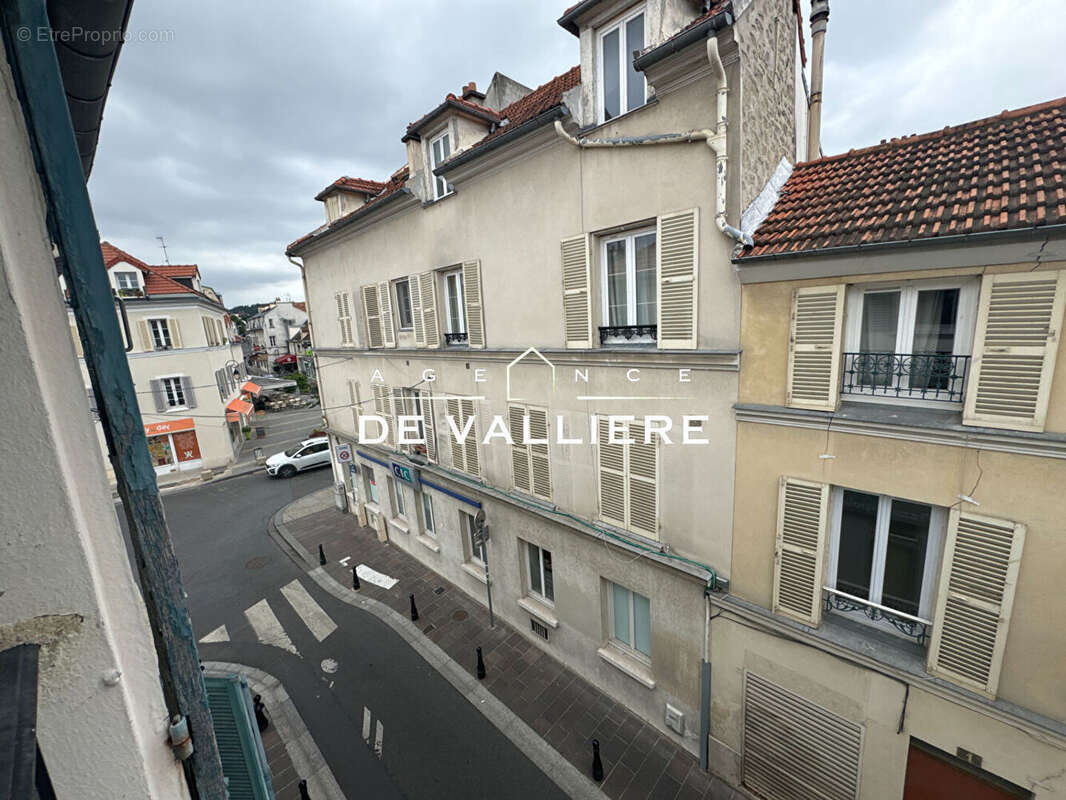 Appartement à NANTERRE