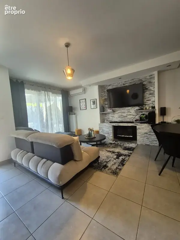 Appartement 3 pièces 65 m² à vendre à Marseille-10e (13010) - photo 3