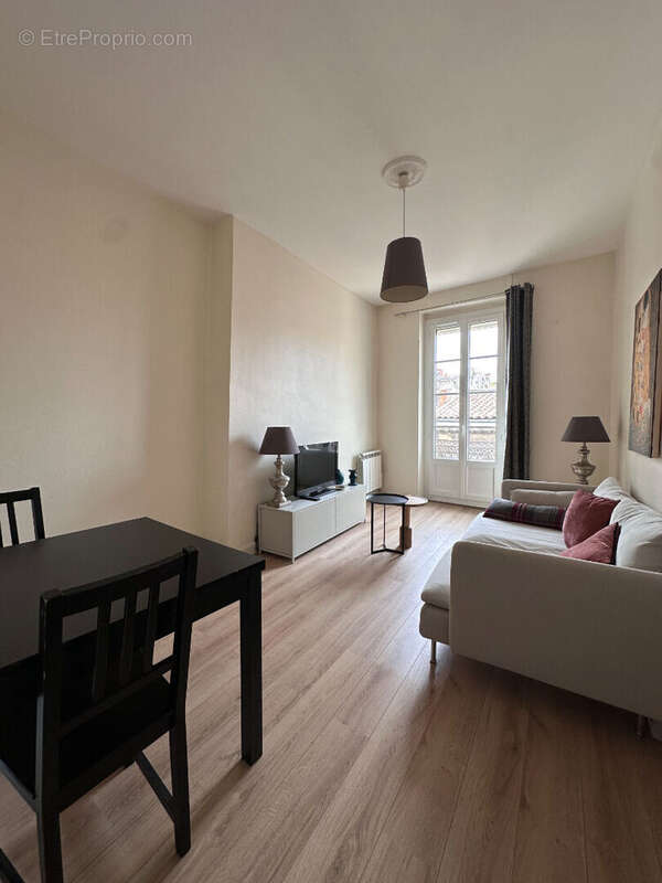 A VENDRE Bordeaux -Pey Berland - appartement T2 - photo 2