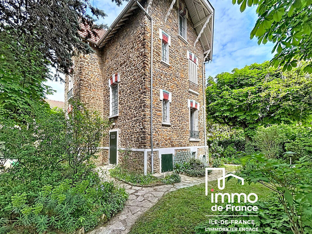 Maison à VILLEMOMBLE