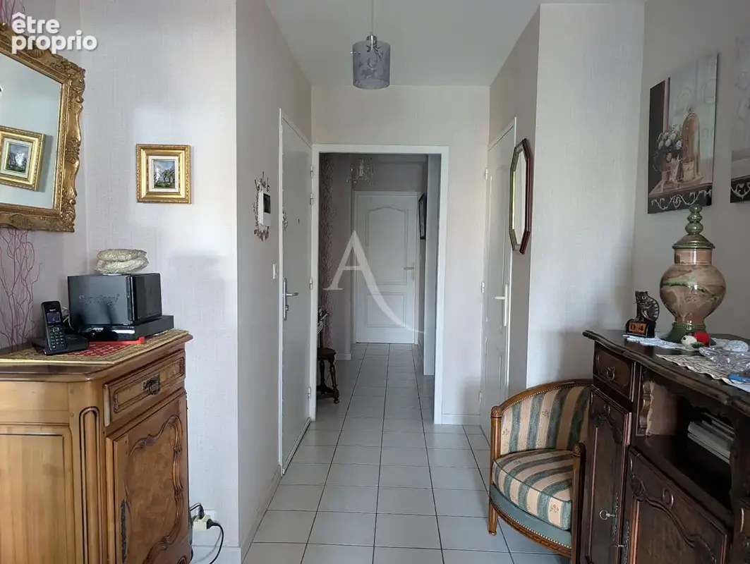 Appartement Bourg En Bresse 5 pièce(s) - photo 5