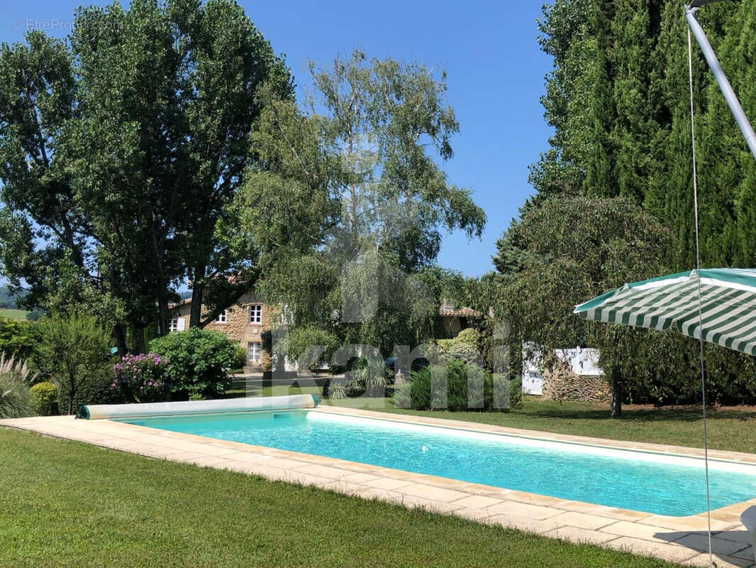 Maison à PARNANS
