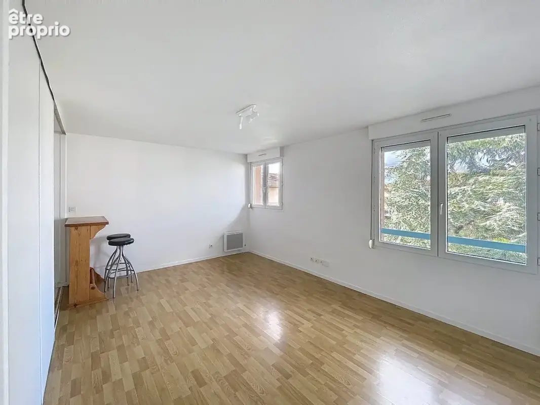 T2 43 M² - Dernier étage - Résidence Haut Standing avec piscine - TOURNEFEUILLE - photo 4