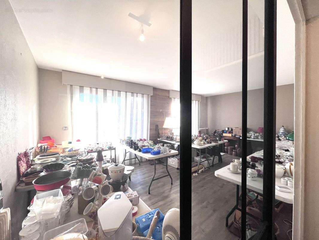 Appartement à LE MESNIL-ESNARD