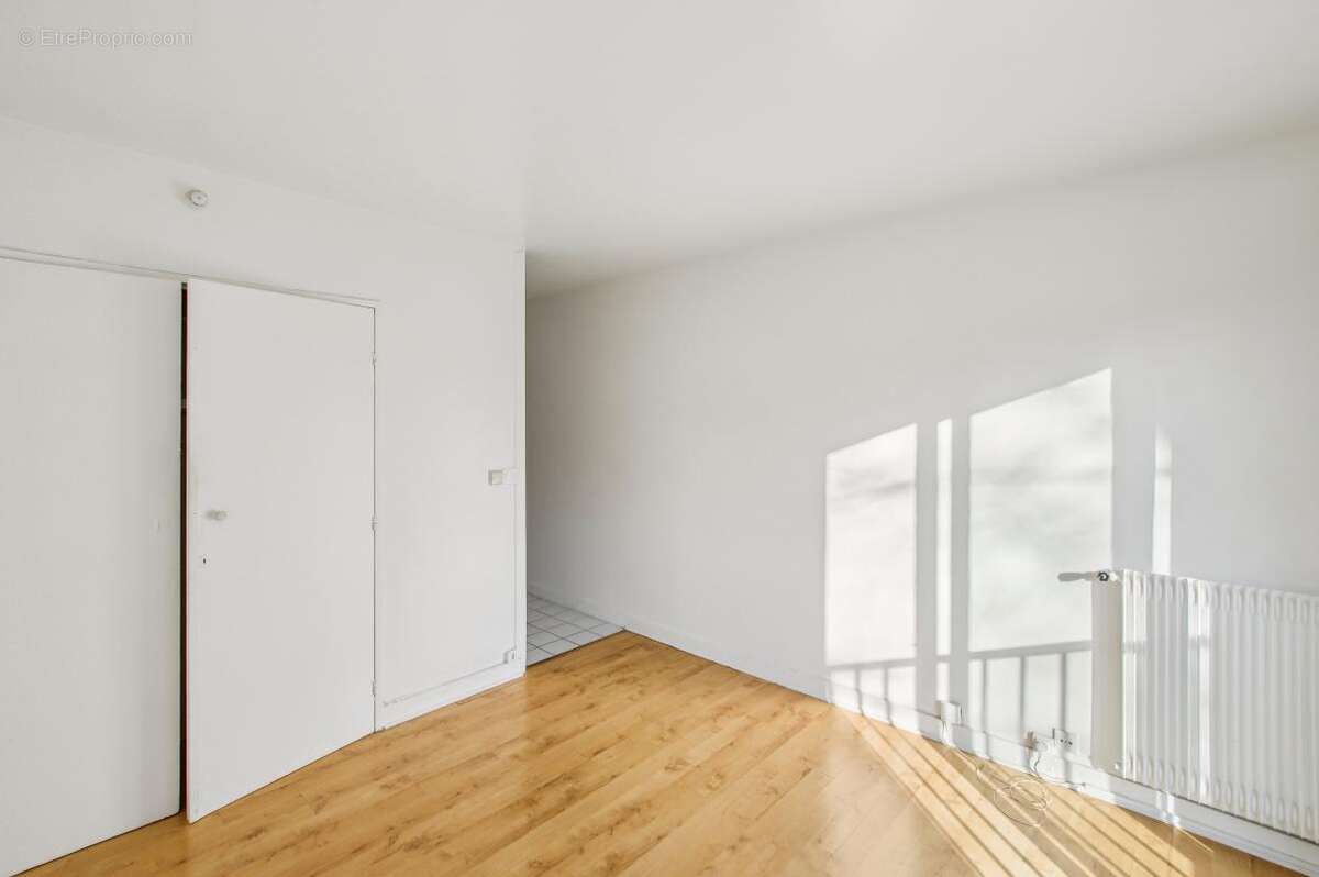 Appartement à PARIS-19E