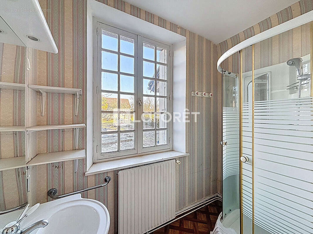 Maison Messei 9 pièces 213 m² - photo 9