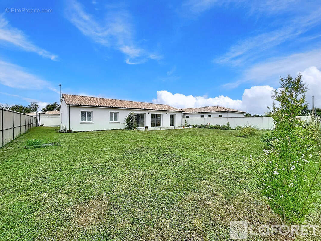 Maison Peujard 5 pièce(s) 140.75 m2 - photo 4
