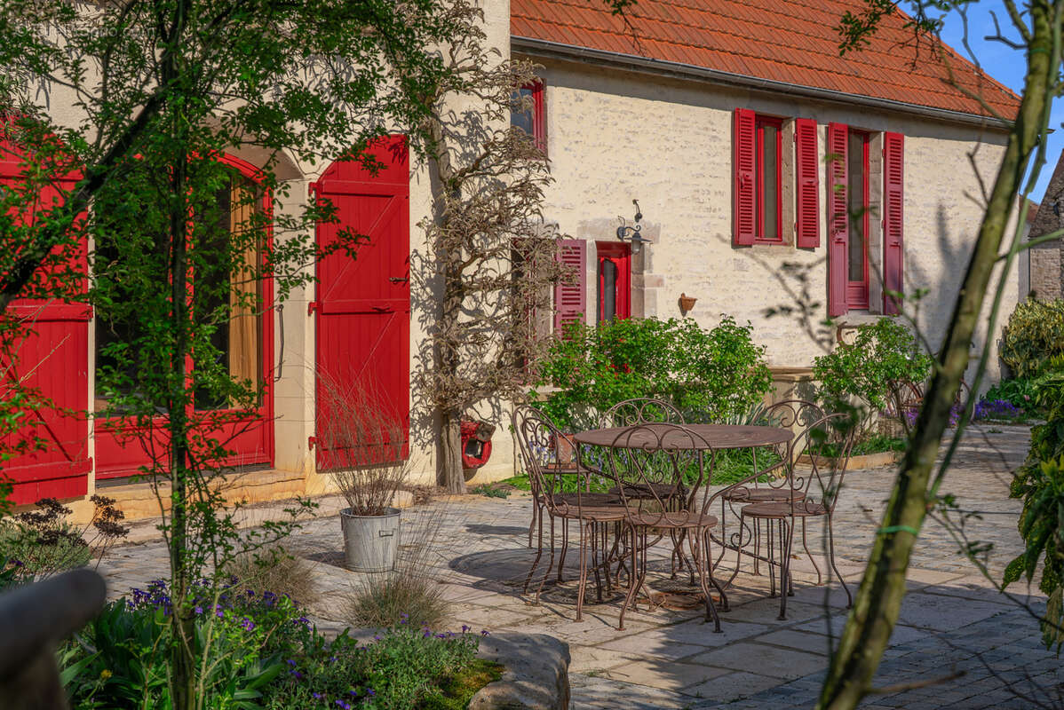 Maison à SAINTE-MARIE-LA-BLANCHE