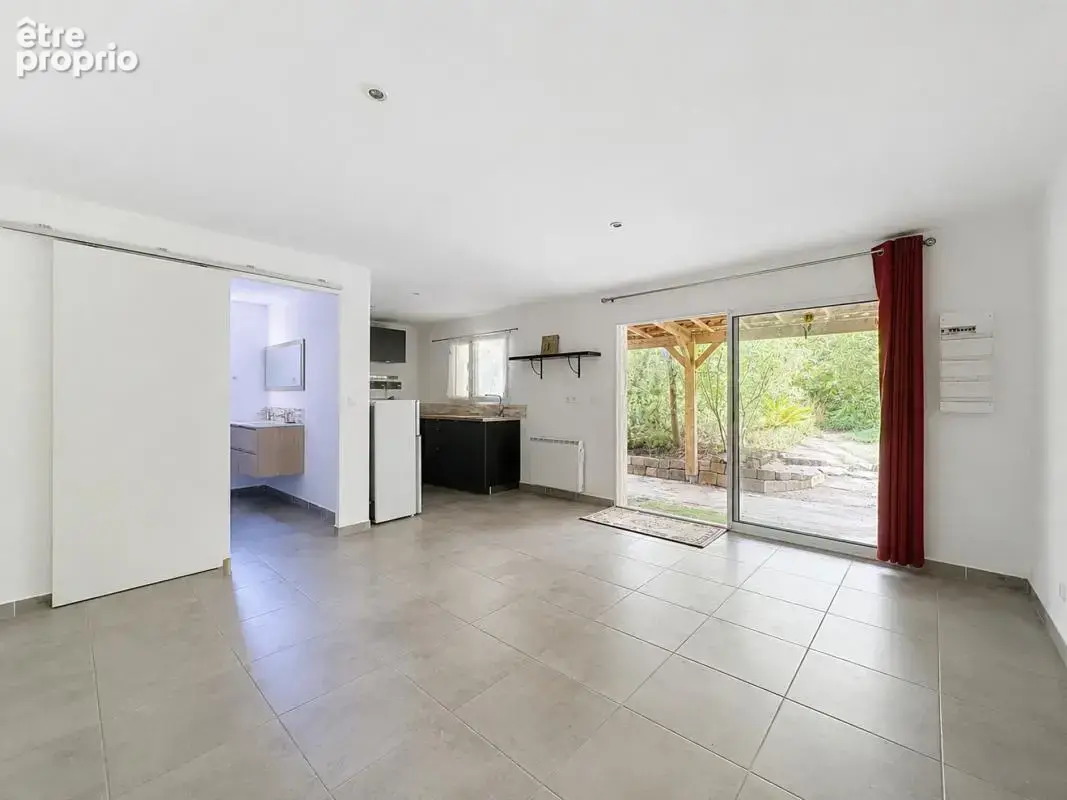 Maison 92 m² à Frejus  - photo 6