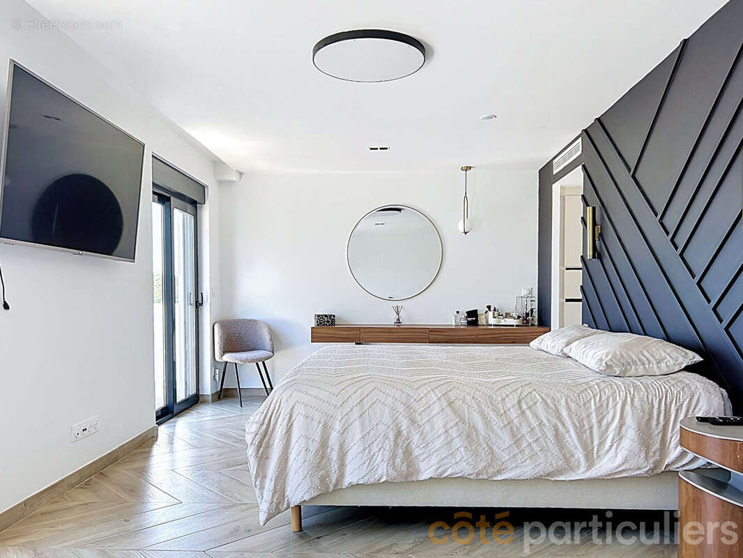 Maison à SAINT-MAUR-DES-FOSSES