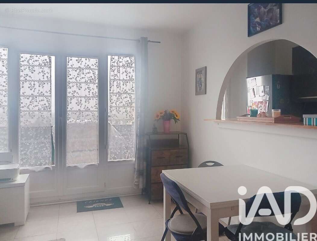 Photo 4 - Appartement à CHOISY-LE-ROI