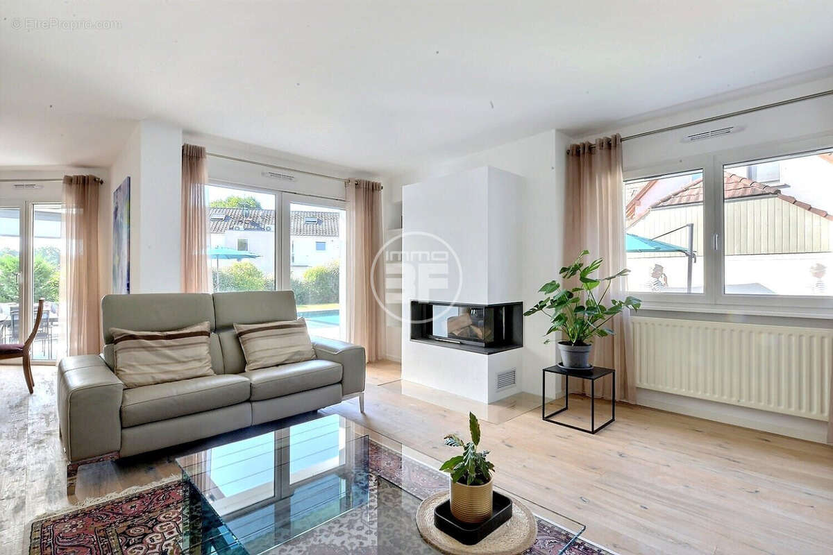 Maison 164 m² à Buschwiller  - photo 3