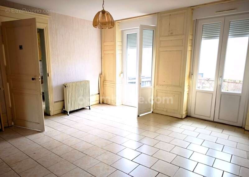 Ancien presbytère à vendre - 5 pièces - DUN SUR MEUSE (55) - photo 5