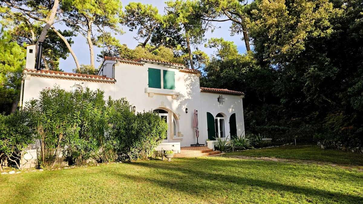 Maison à VAUX-SUR-MER