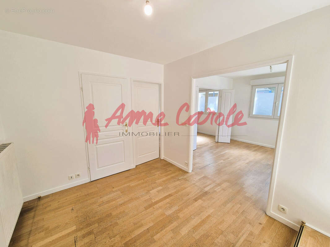 Appartement à NOGENT-SUR-MARNE
