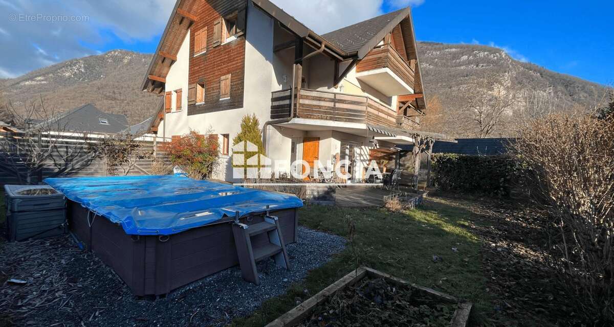 Appartement à DOUSSARD