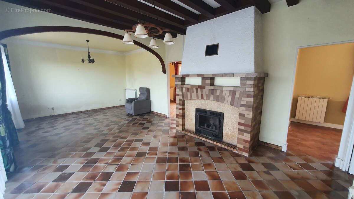 Villa de 79m2 avec 4 pièces à acheter à Hagetmau - photo 2